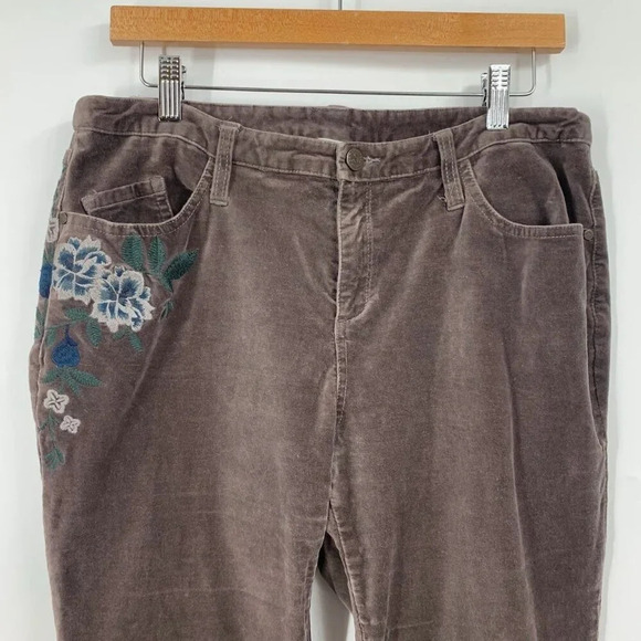 Sundance Women's Floral Velour Velvet 5 Pocket Embroidered‎ Pants Size 31 - Picture 4 of 12